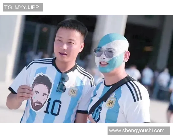 足球明星连麦恶搞视频大揭秘笑料不断引发球迷热议与欢笑 足球明星连麦恶搞视频大揭秘笑料不断引发球迷热议与欢笑